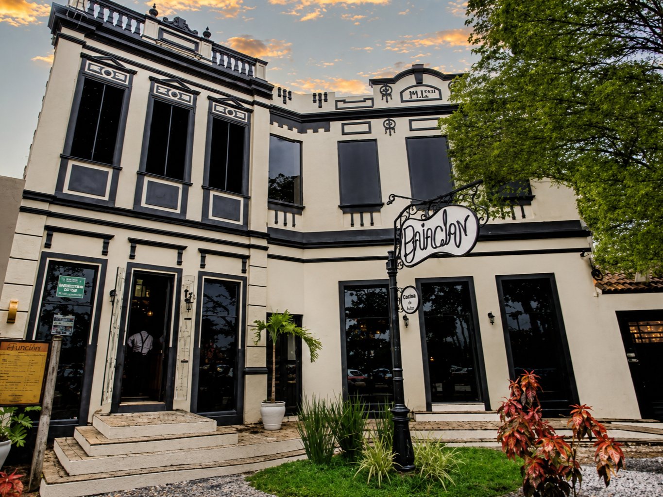 Bataclan, casarão histórico do centro de Ilhéus citado por Jorge Amado